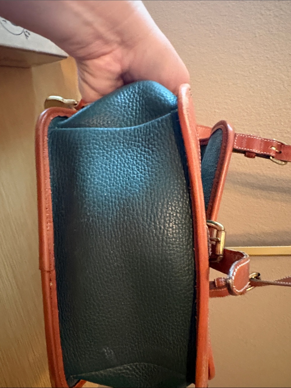Vintage  Dooney & Bourke Fir & Tan Leather Surrey Bag. - Picture 8 of 12